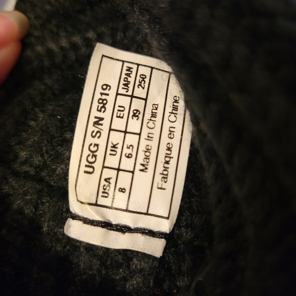 Ugg Classic Cardigan Boot 1159 - Picture 3 of 15